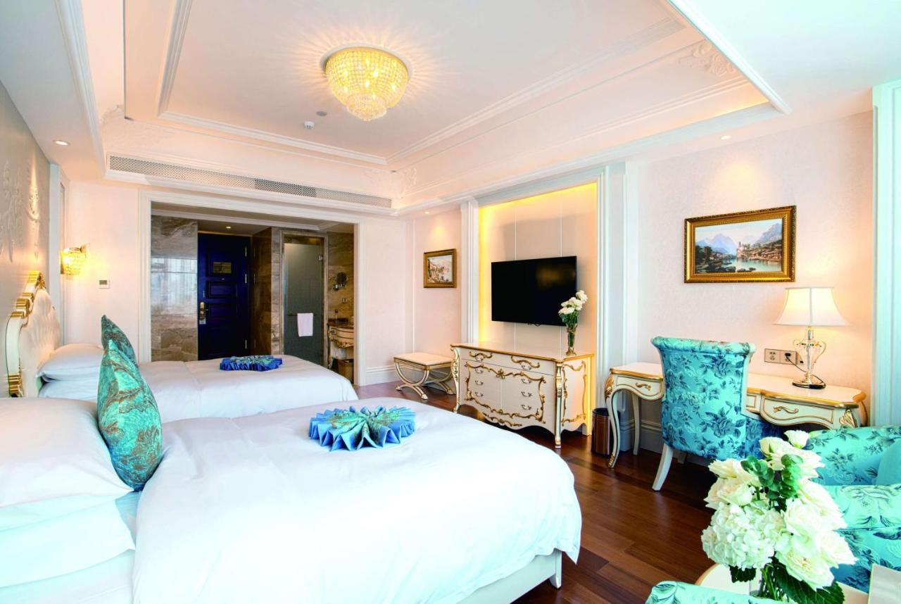 Hotel Wyndham Grand Kunming East Extérieur photo