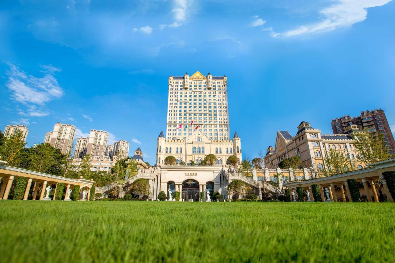 Hotel Wyndham Grand Kunming East Extérieur photo